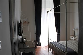 Bed & Breakfast Vacanze Romane Rooms