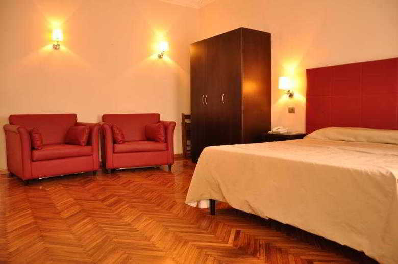 Albergue Target Inn Rome