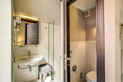 Bed & Breakfast Trevi Beau Boutique Hotel