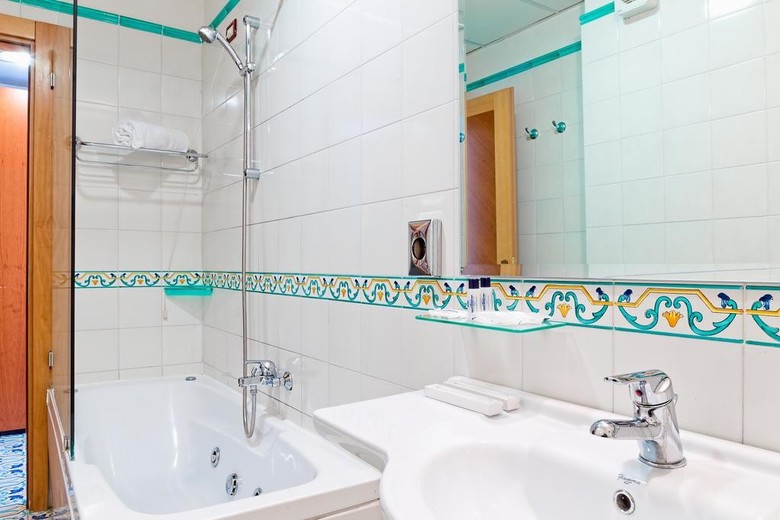 Mediterranea Hotel & Convention Center