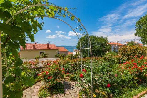 Two-bedroom Apartment Crikvenica 24