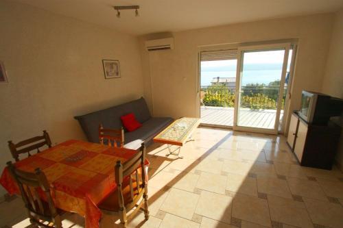 One-bedroom Apartment In Crikvenica Xliv