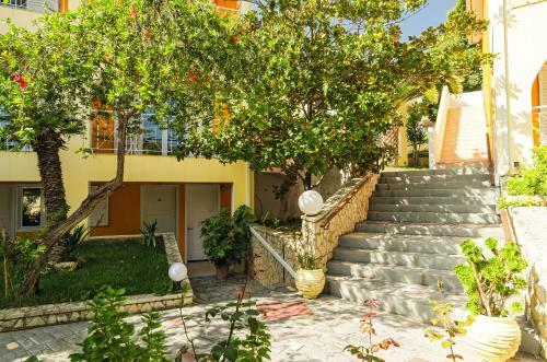 Sun Rise Hotel - Adults Only