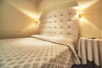 Hotel Condotti 29 Palio Bianco Suite