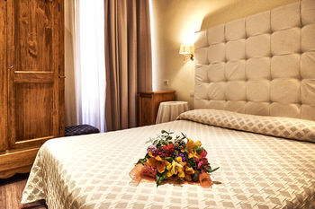Hotel Condotti 29 Palio Bianco Suite
