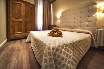 Hotel Condotti 29 Palio Bianco Suite