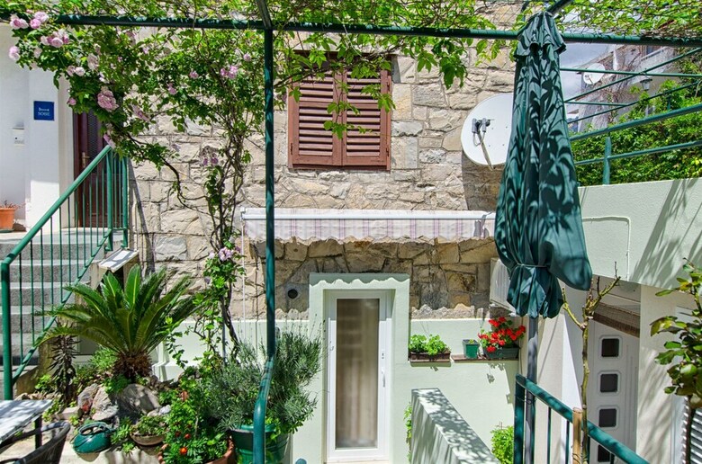 Apartments Lidija
