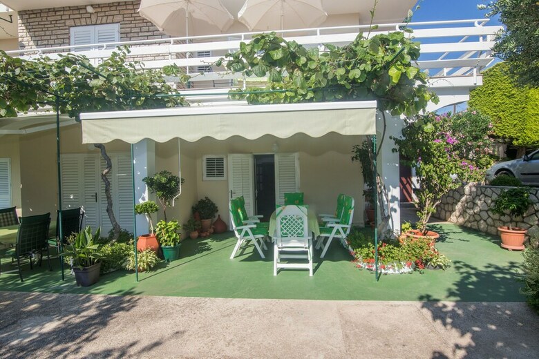 Apartments And Rooms Nada