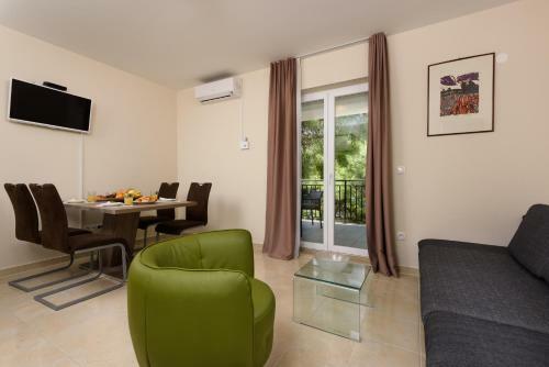 Apartments Domani