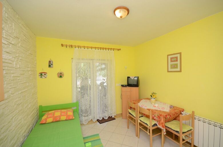 Apartments And Room Vi�nja