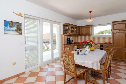 Hostal Apartments With A Parking Space Orebic (peljesac) - 10160