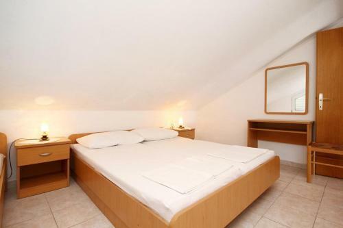 Hostal Apartments With A Parking Space Orebic (peljesac) - 10160