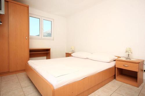 Hostal Apartments With A Parking Space Orebic (peljesac) - 10160