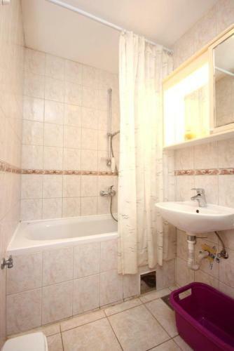 Hostal Apartments With A Parking Space Orebic (peljesac) - 10160