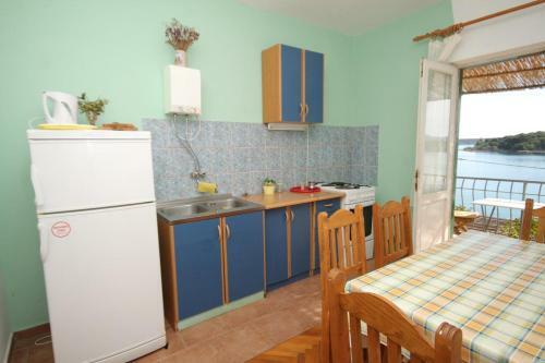 Apartments By The Sea Pasman - 8220