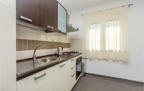 Apartment Otocka V