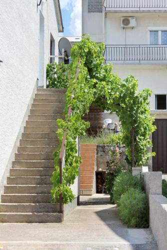 Hostal Apartments With A Parking Space Senj - 5577