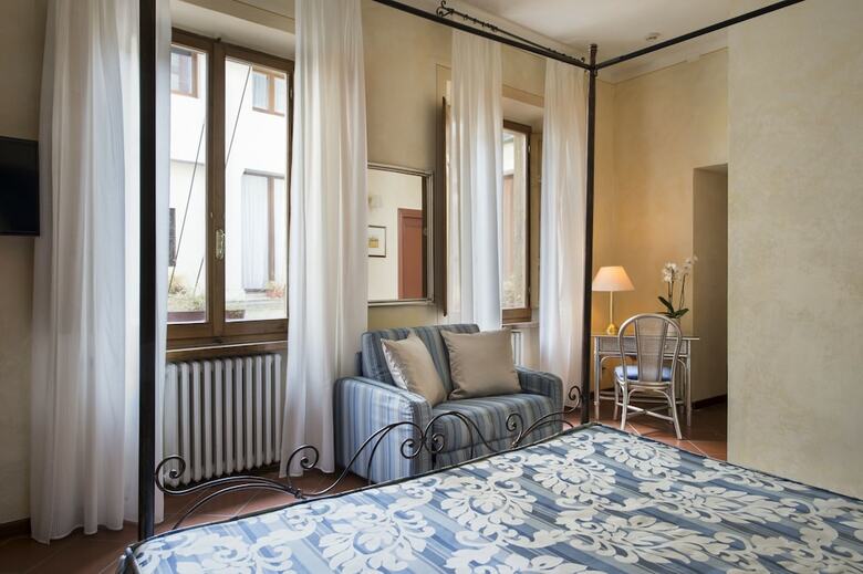 Hotel Leon Bianco