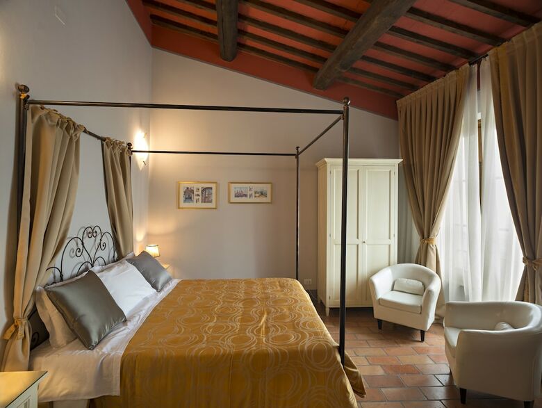 Hotel Leon Bianco