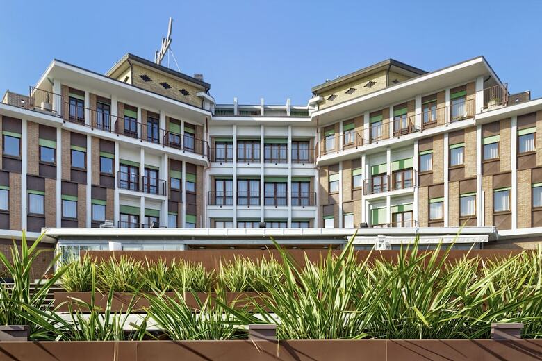 Hotel Carlton