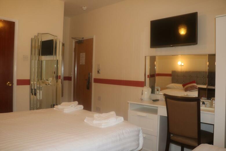 Hotel Barry House