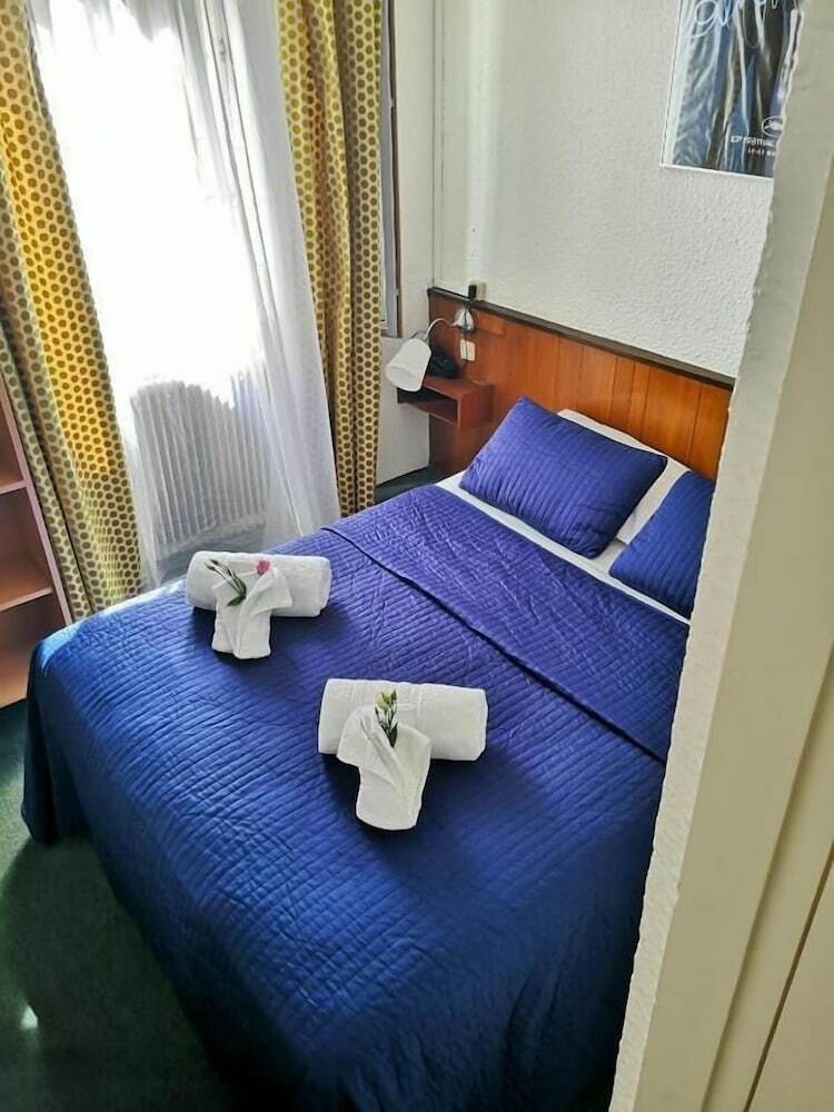 Azurene Royal Hotel