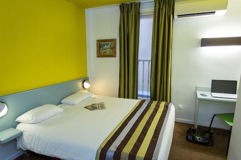Hotel Aliz�