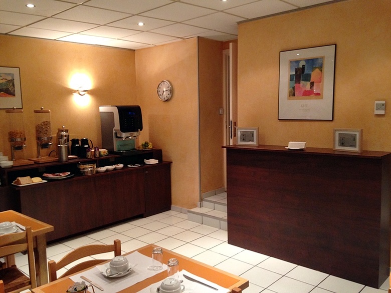 Hotel H�tel Dubost
