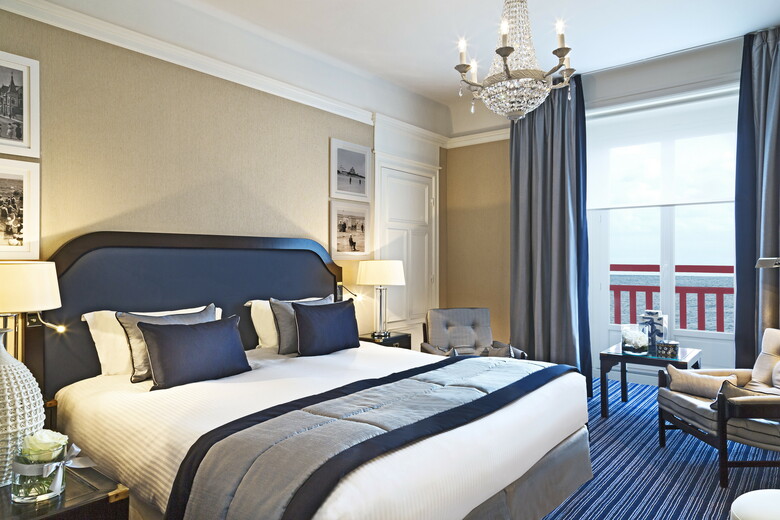 Hotel Hermitage Barriere