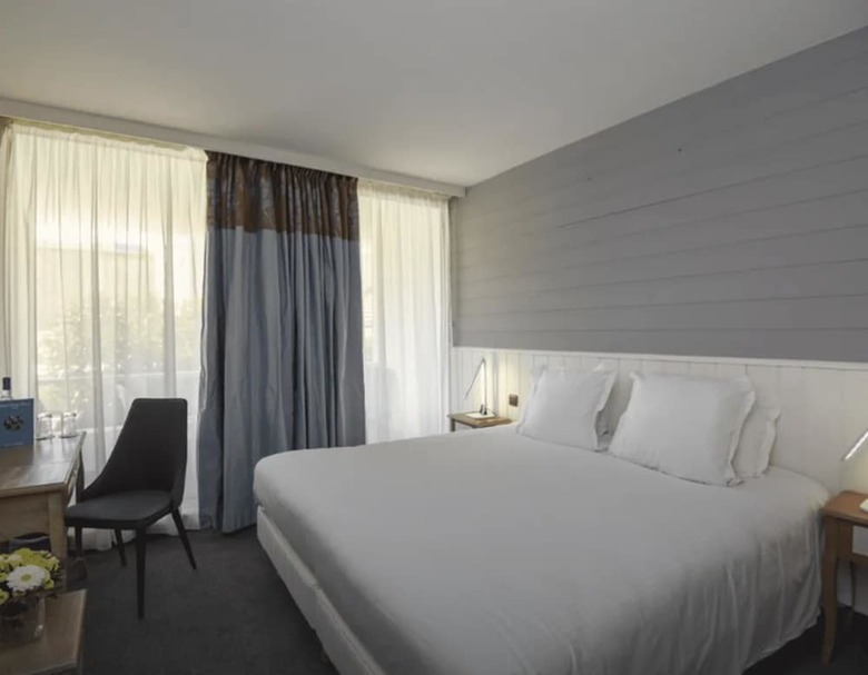 Hotel H�tel Point France
