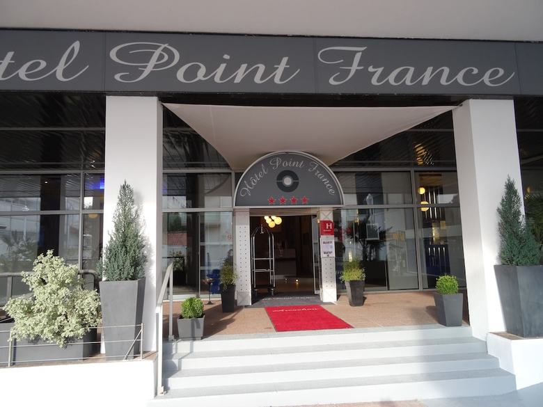 Hotel H�tel Point France