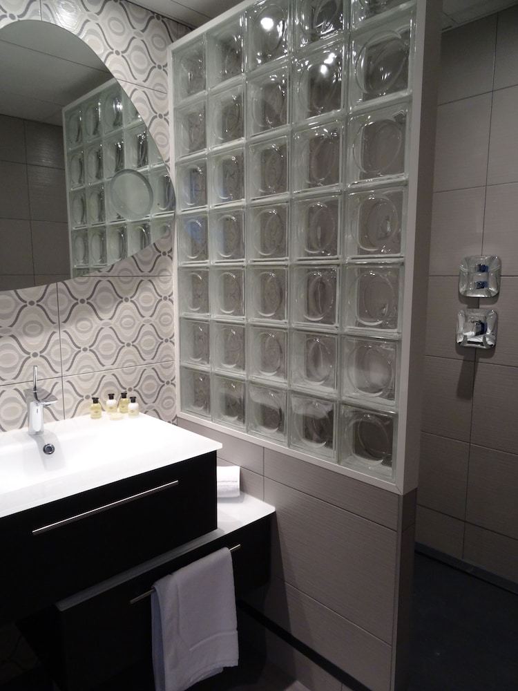 Hotel H�tel Point France