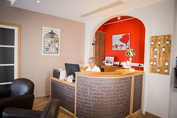Hotel Le Petit Trianon