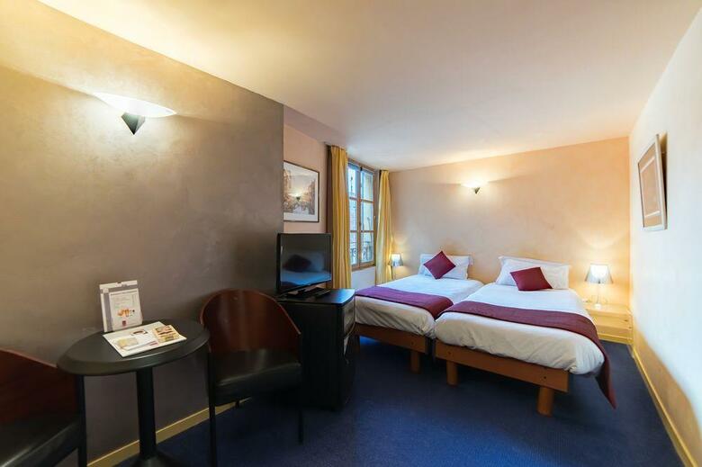 Hotel H�tel Du Palais de L'isle