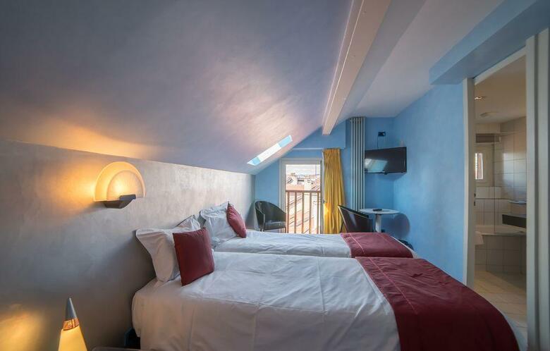 Hotel H�tel Du Palais de L'isle