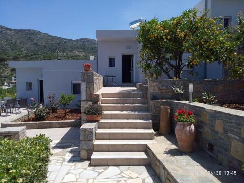 Kavousanos Apartments