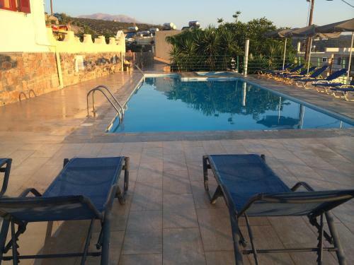 Kavousanos Apartments