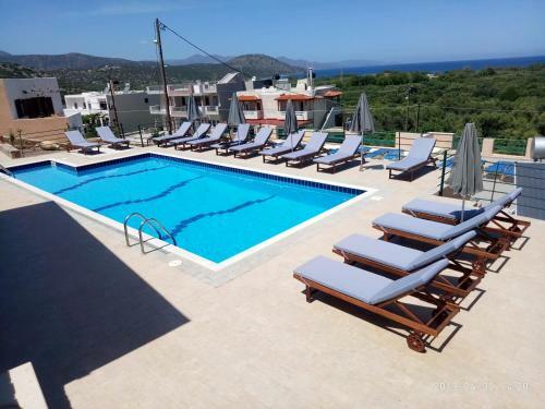 Kavousanos Apartments