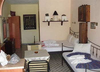 Hostal Bilios Apartments