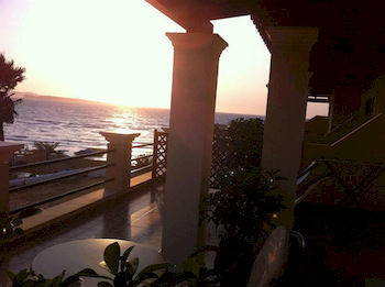 Paralia Luxury Apartments