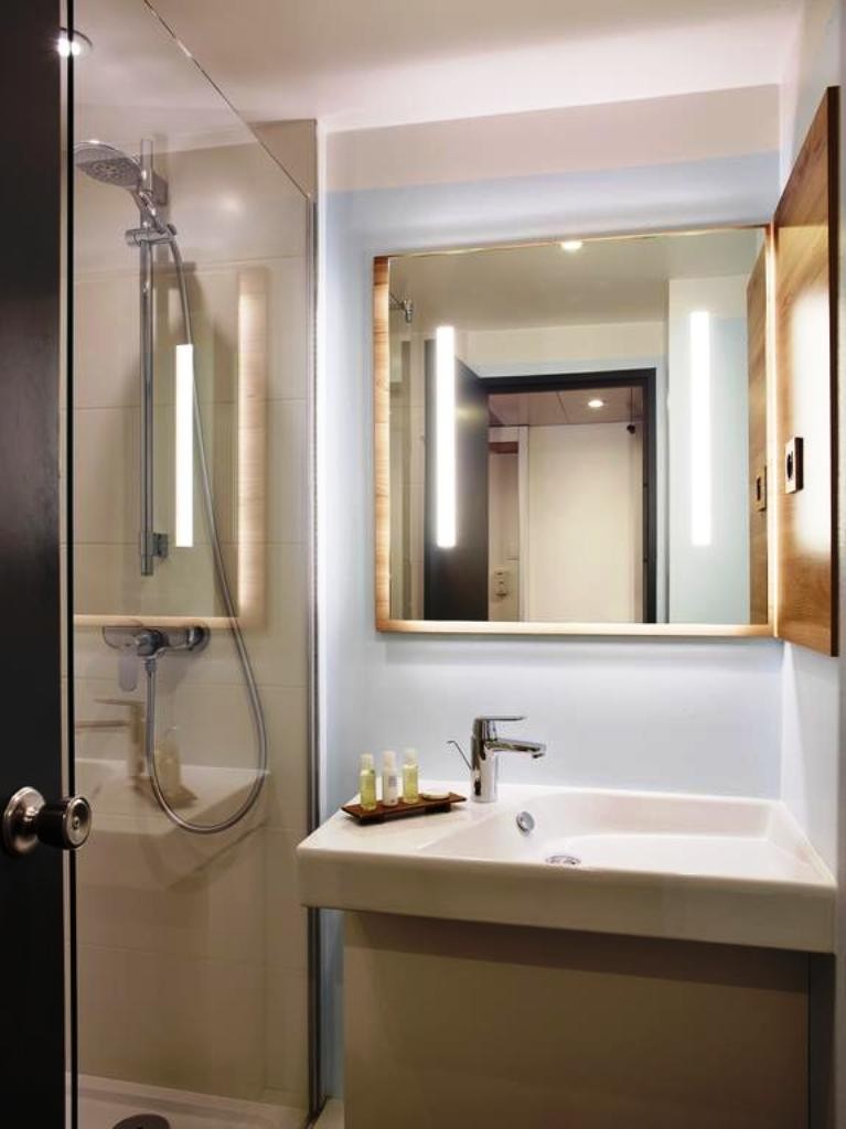 Hotel Median Porte De Versailles