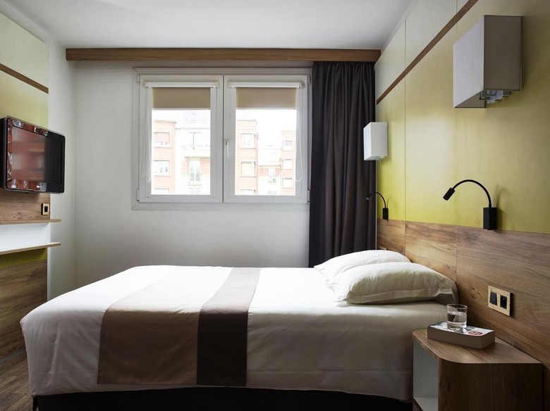 Hotel Median Porte De Versailles