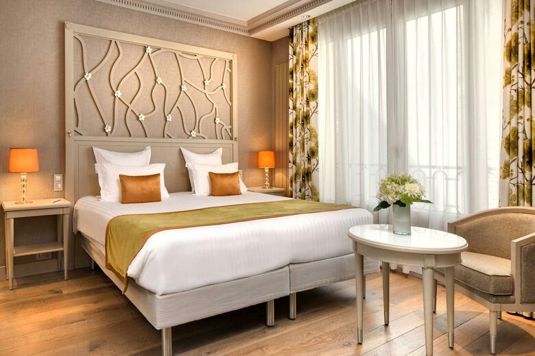 Hotel Rochester Champs Elysees