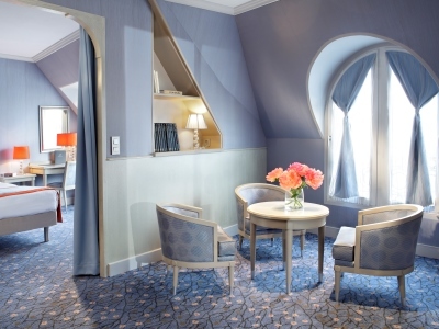 Hotel Rochester Champs Elysees