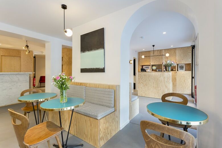 Hotel Montholon