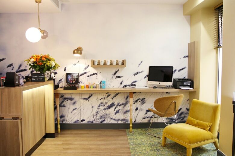Hotel Best Western H�tel Litt�raire Arthur Rimbaud
