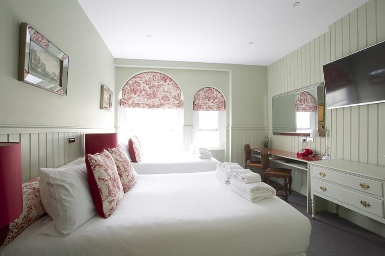 Georgian And Bower House Hotel
