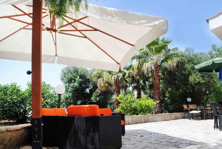 La Maison One B&B