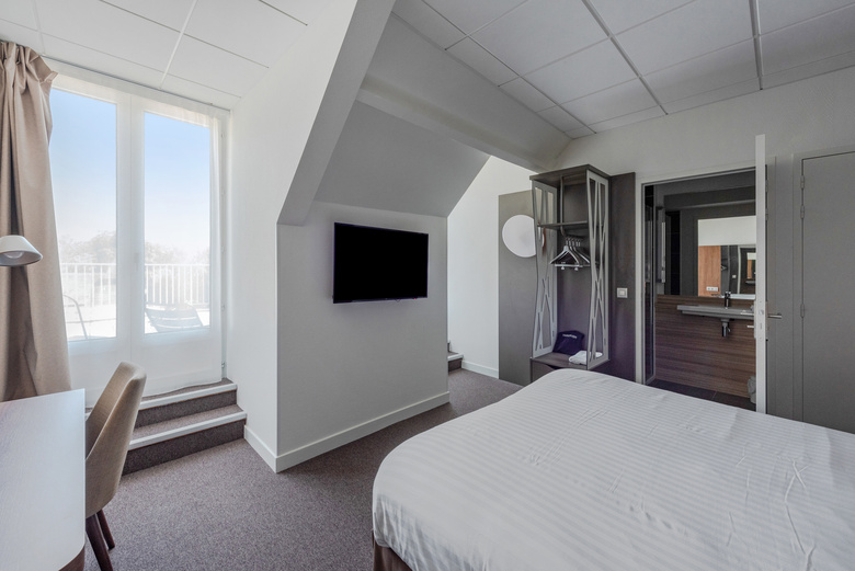 Timhotel Chartres Chatelet