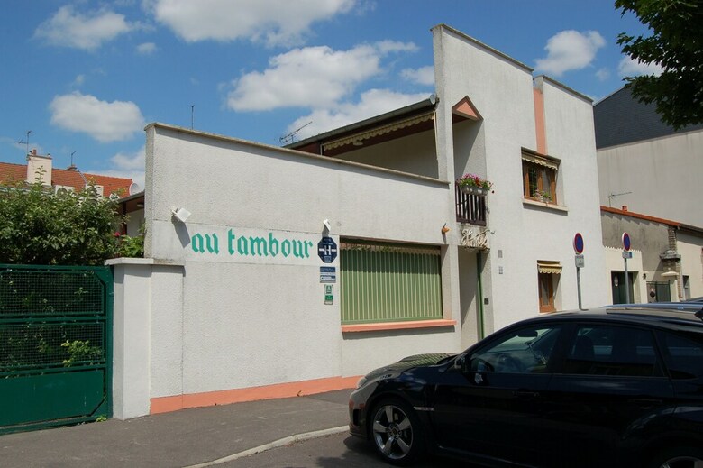 Hotel Logis Au Tambour